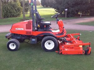 Kubota F3680