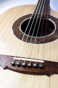 Blackwood J-457 guitar