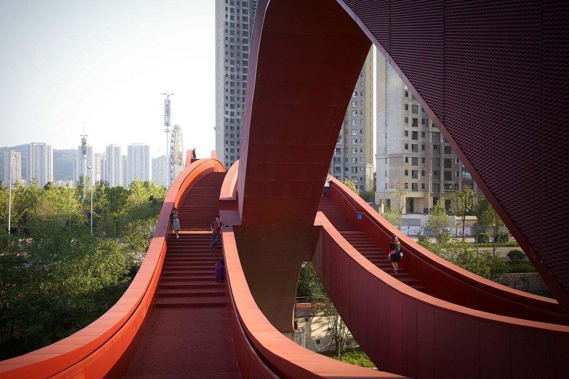 King Kong Knot Bridge