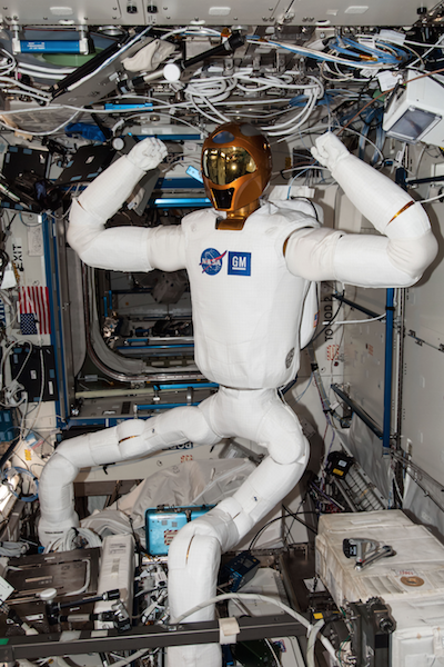 Robonaut has weird legs