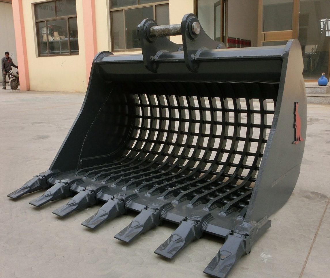 Roo attachments skeleton sieve