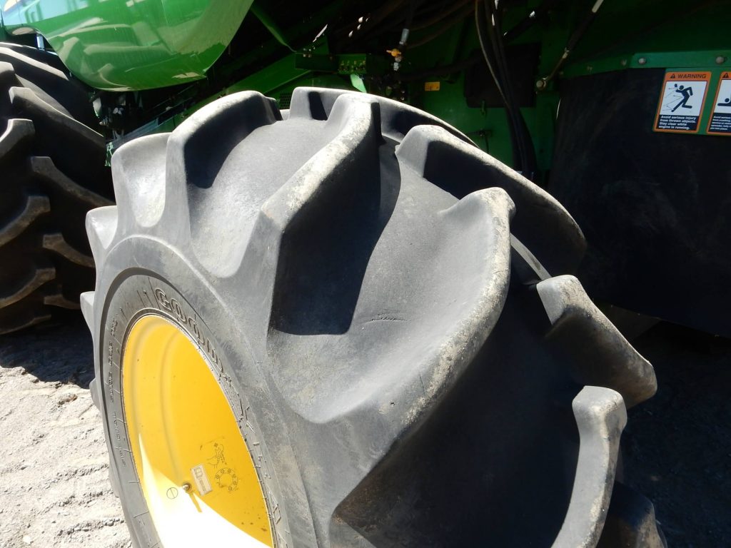 John Deere combine harvester tyre
