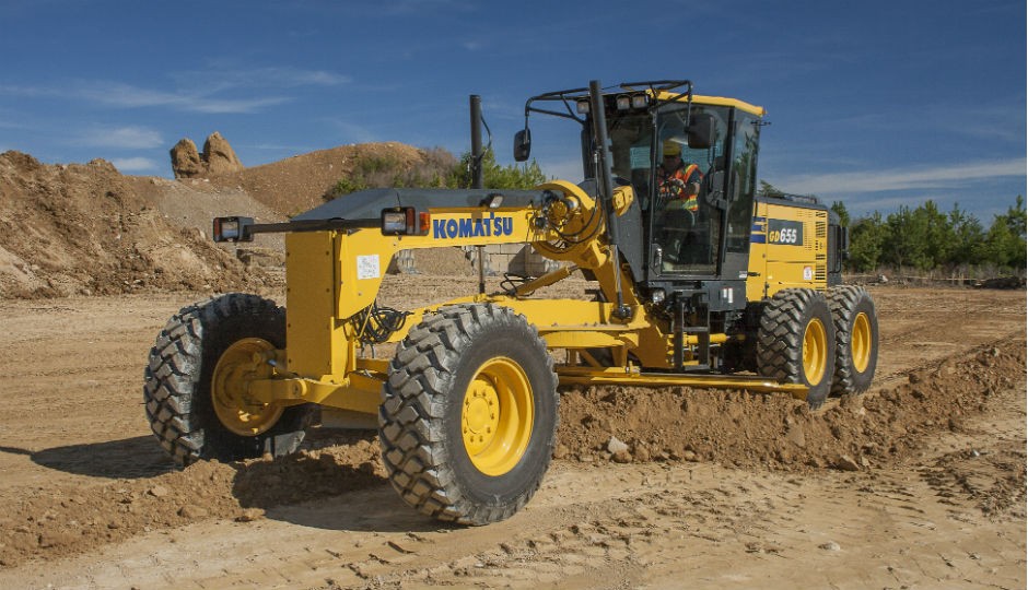 Komatsu grader GD655
