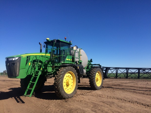 John Deere sprayer side view