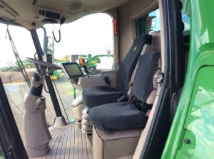 S690 combine harvester cab