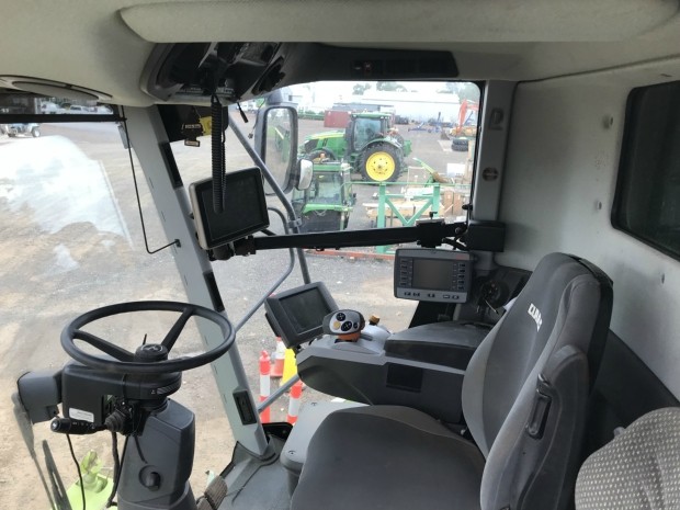 Lexion 760TT Cab