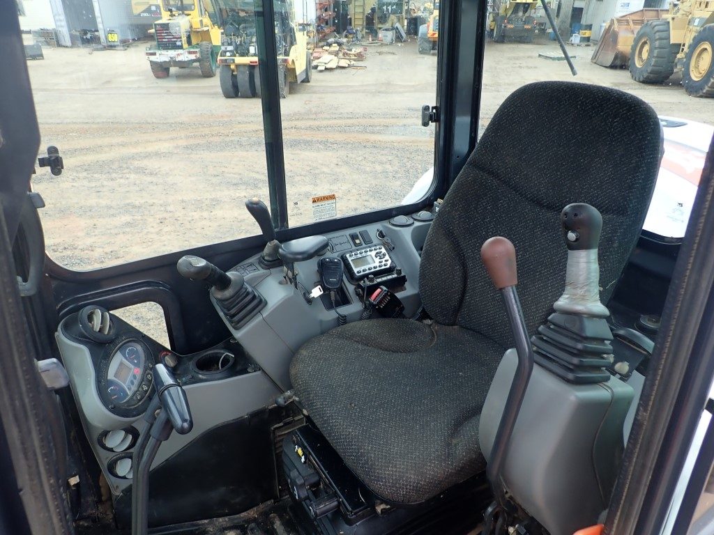 Bobcat E45 cab