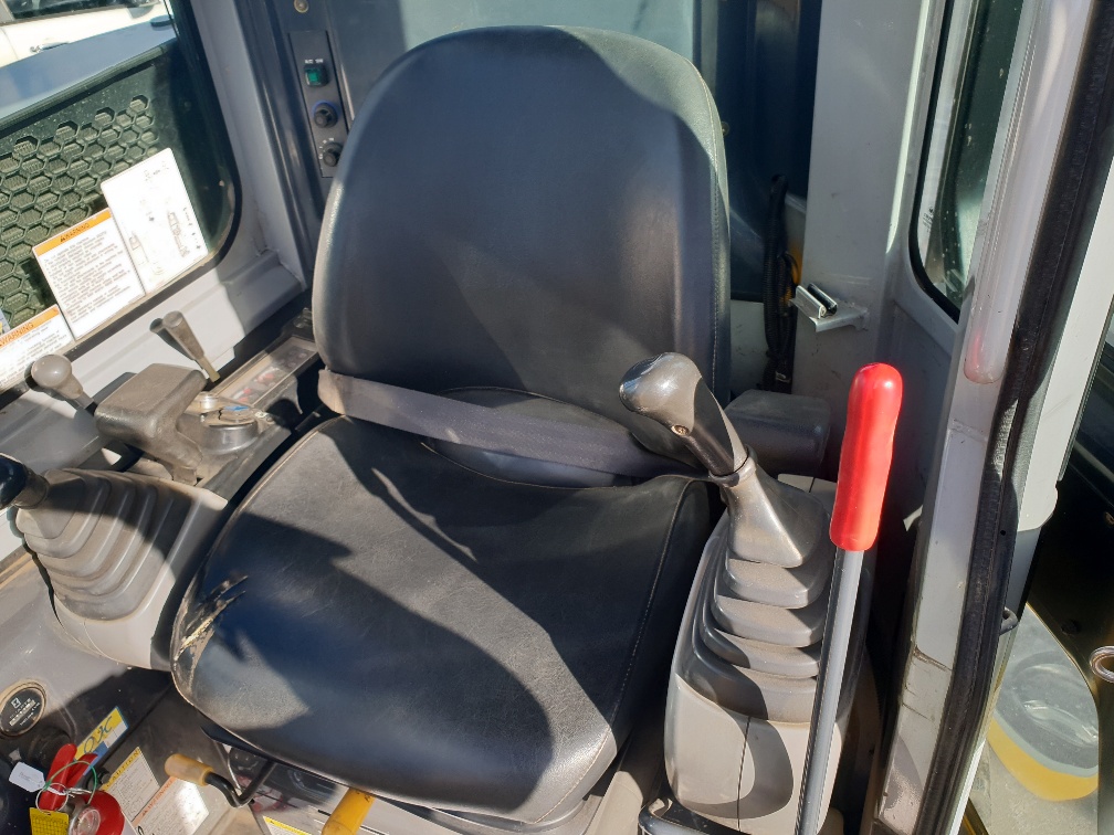 E35B Cab