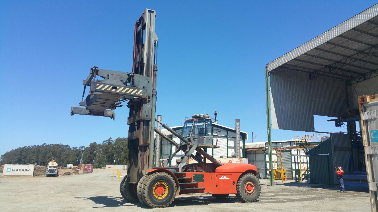 rent off road forklift